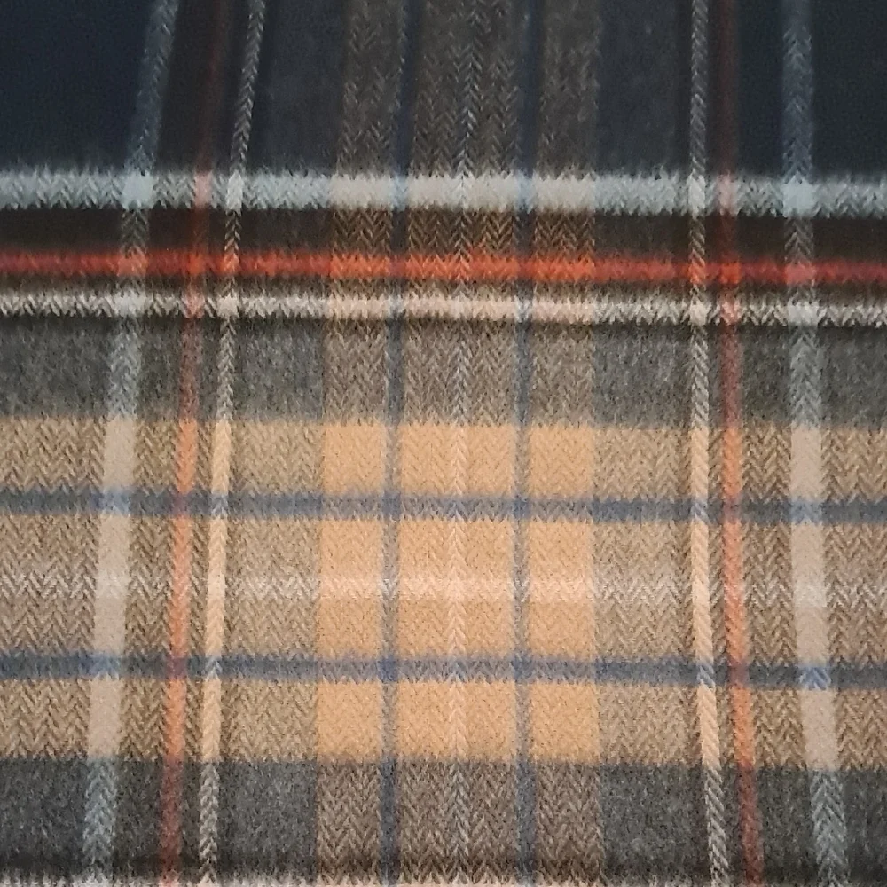 Fraas Men's Dark Herringbone Scarf